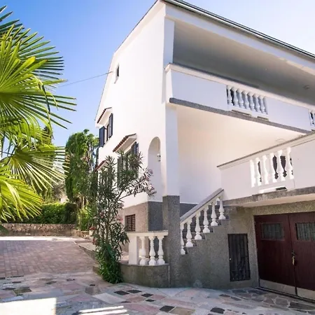 Nova Mira, - Luxurioese In Strandnaehe Daire